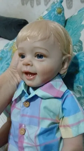 Bebê reborn realista menino