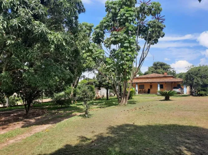 Chácara à venda em Campinas, Village Campinas, com 3 quartos, com 200 m²