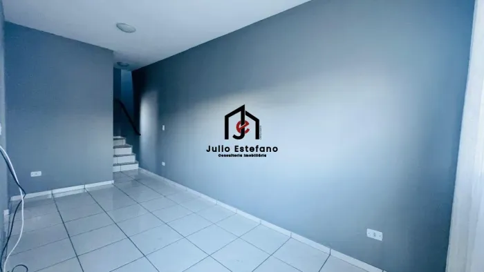 Sobrado com 2 dormitórios no bairro Jardim Regina em Pindamonhangaba
