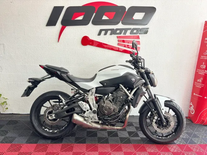 YAMAHA MT 07