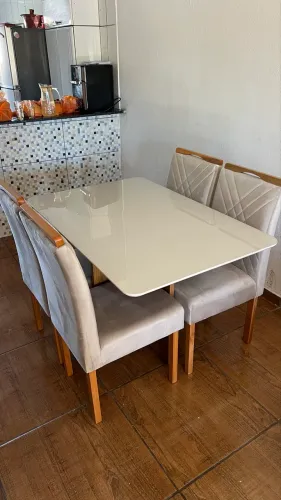 Mesa de jantar ( LACRADA NOVA )