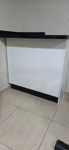 Vendo balcao semi novo, com granito são Gabriel