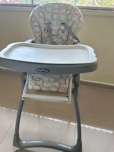 CADEIRA DE ALIMENTAÇÃO PEG-PÉREGO