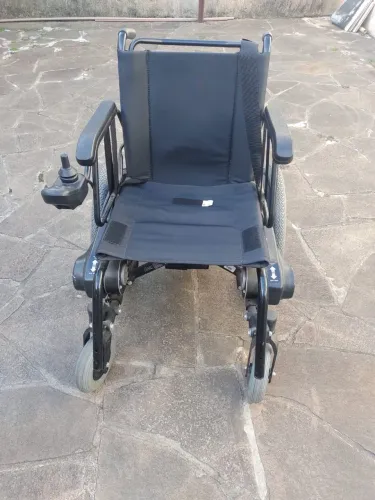 Vende se cadeira elétrica 