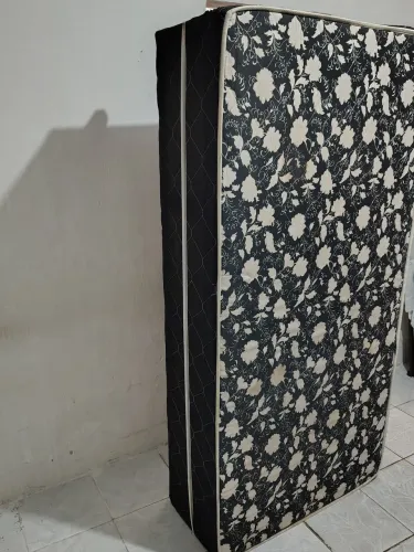 Cama de solteiro box