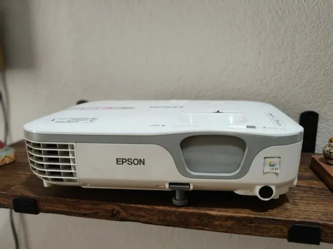 Projetor Epson x12 HDMI