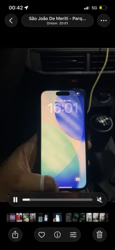iPhone 16