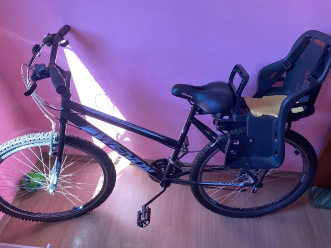 Bicicleta West Aro 26 MTB com Cadeirinha Infantil - Ótimo Estado