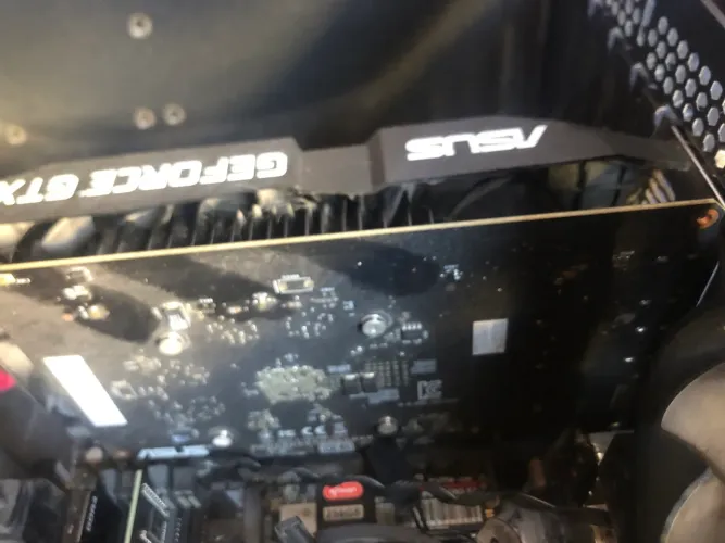 Placa de vídeo GTX 1650 4GB RAM ASUS