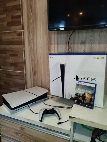 Playstation 5 Slim 1 TB com leitor de disco + controle + Bf6
