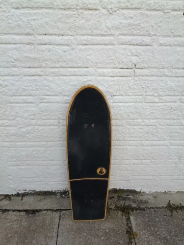 Skate simulador de surf