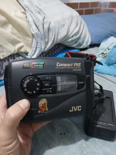 Câmera filmadora jvc + carregador
