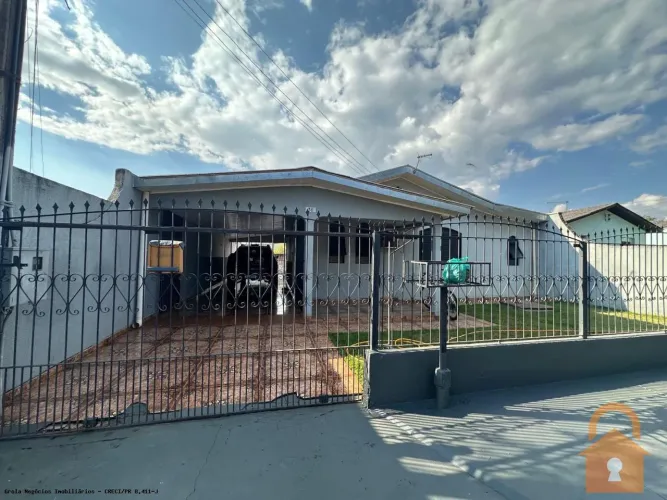 Casa para Venda em Campo Mourão, Jardim Parigot de Souza, 3 dormitórios, 2 banheiros, 1 va