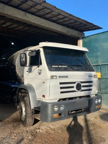 Caminhão Volkswagen 17-180 Euro 3 Worker