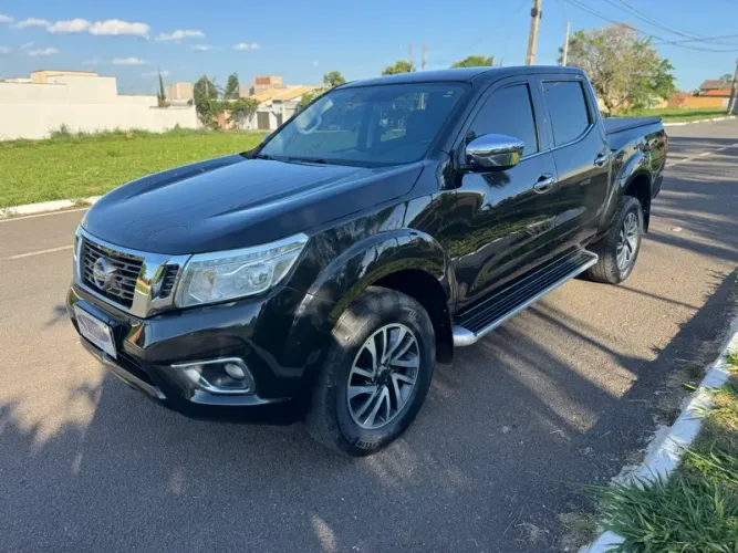 Nissan Frontier XE CD 4X4 2.3 Bi-TB Diesel Aut. 2021