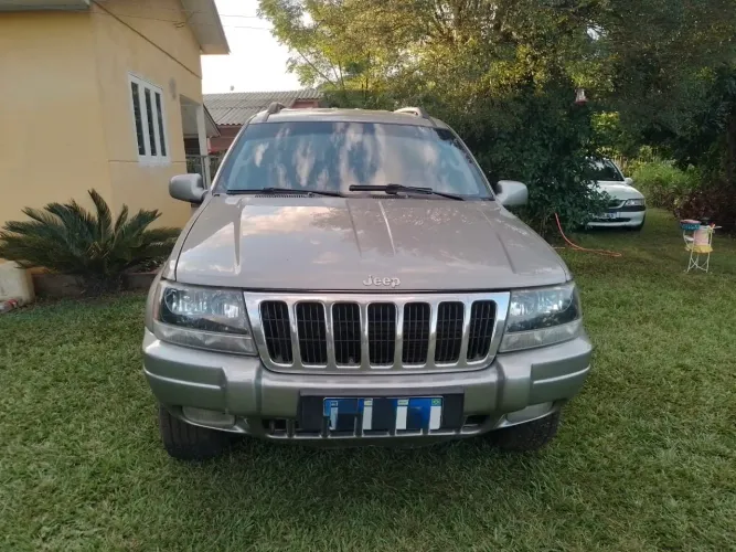 Jeep Grand Cherokee Laredo 2.7 I-5 TB Dies. 2002