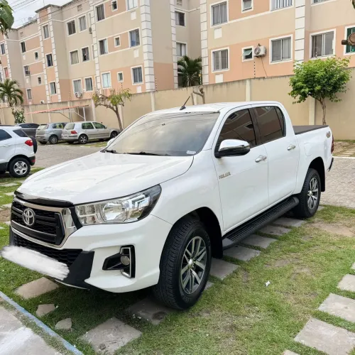 Toyota Hilux CD SRV 4X4 2.8 TDI Diesel Aut. 2020