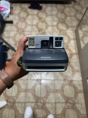 Polaroid