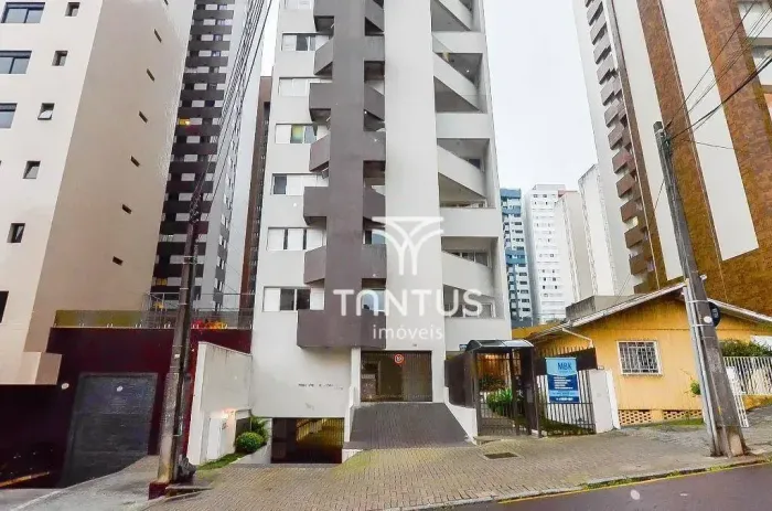 Cobertura com 3 dormitórios para alugar, 152 m² por R$ 3.900/mês - Bigorrilho - Curitiba/P