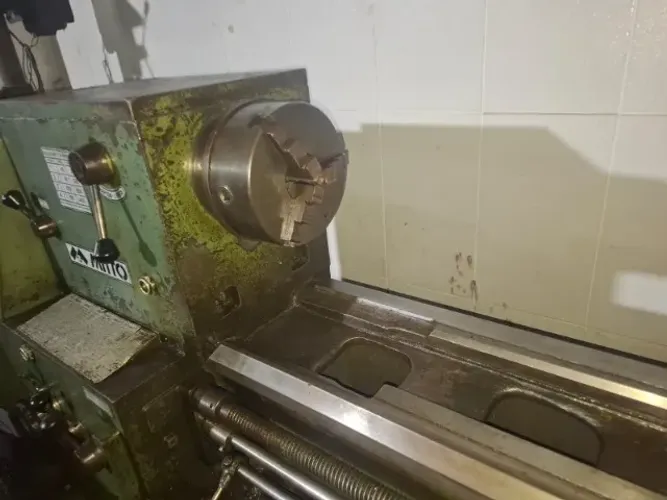 Torno Mecânico industrial da marca Mitto 1,5mt