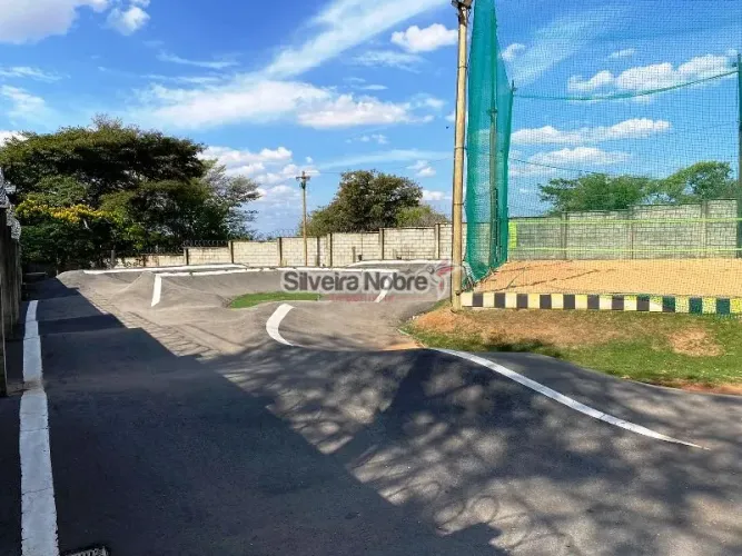 Lote a venda no condomínio Portal do Sol em Contagem