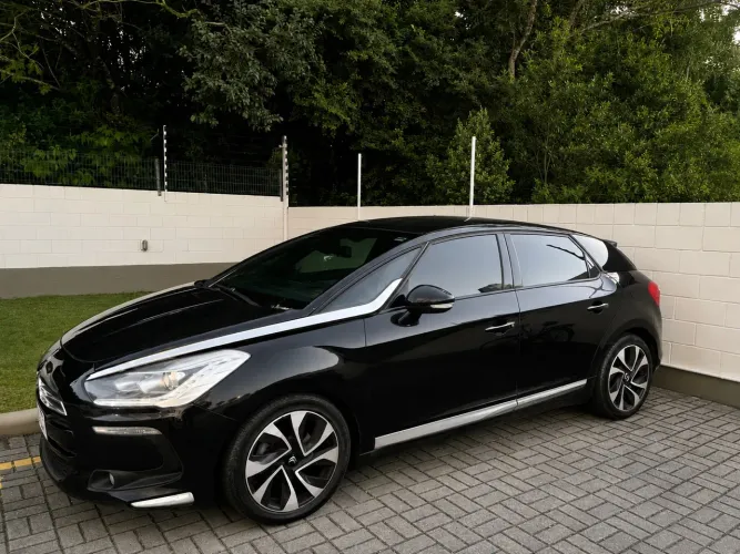 Citroen DS5 1.6 Turbo 16V 5P Aut. 2014