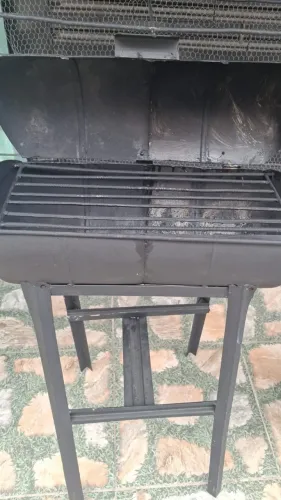 vendo churrasqueira tambom grande