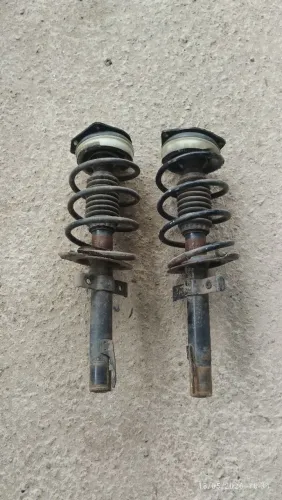 Par torre dianteira amortecedor e mola Renault Megane 08 a 13 