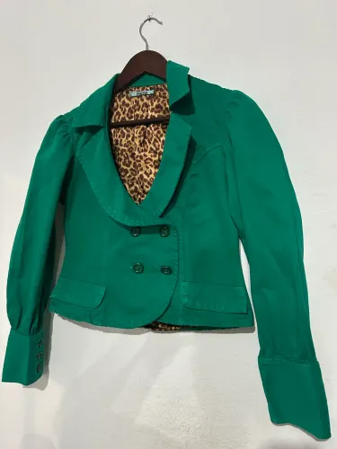 Jaqueta Crooped feminina - tamanho 40
