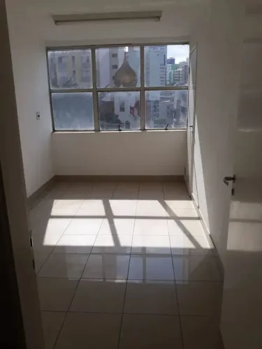Sala comercial em Rua Tamandaré - Liberdade - São Paulo/SP