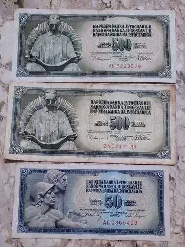 Lote com 3 cedulas antigas da Iugoslavia-500 Dinara(Nikola Tesla) e 50 Dinara(1978)
