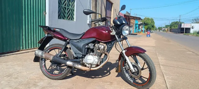 Vende-se Fan 150 Ano 2010