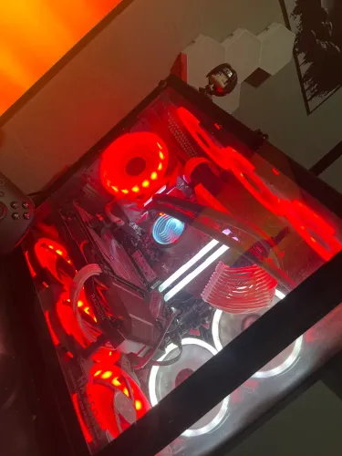 PC Gamer Ryzen 5 5600 + RX 6600 8GB