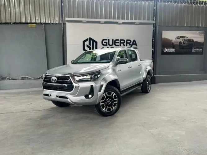 Toyota Hilux CD SRX Plus 4X4 2.8 TDI Die. Aut. 2024