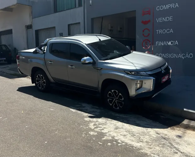 Mitsubishi L200 Triton Sport HPE-S 2.4 CD Dies. AUT 2025