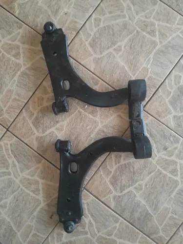 Par de bandejas Ford fiesta 