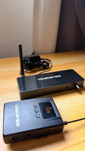 Transmissor sem fio UHF Takstar WPM-300