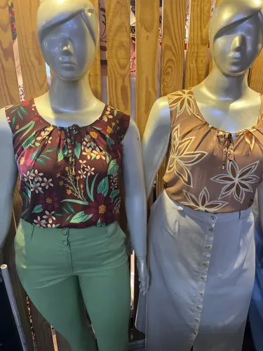 Manequim Plus size em fibra.