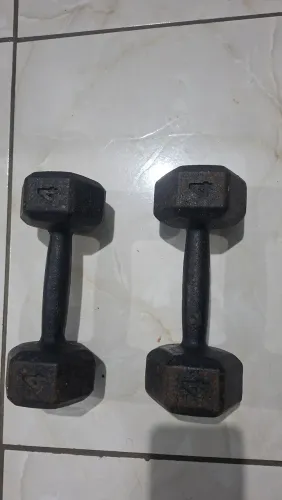Par de alteres de 4kg cada