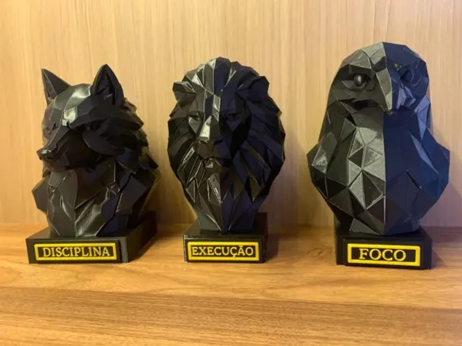 Kit estatuas LOBO, AGUIA e LEAO