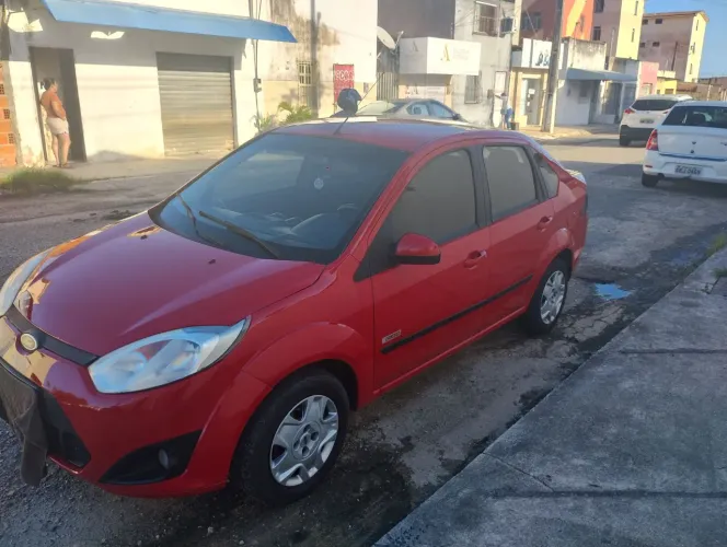 Ford Fiesta Sed. 1.6 8V Flex 4P 2013