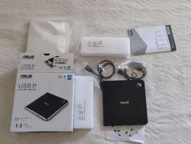 DRIVE ASUS GRAVADOR E LEITOR EXTERNO CD/DVD/BLU-RAY, ULTRA-SLIM SBW-06D5H-U