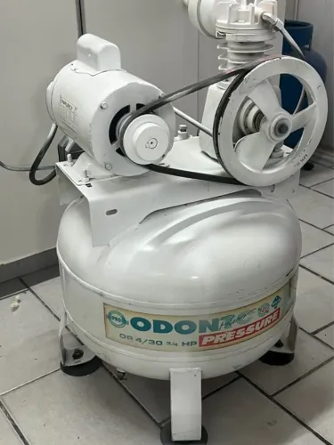 Compressor Odontólogico 30 L Odontic