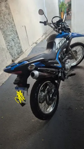 Bros 160