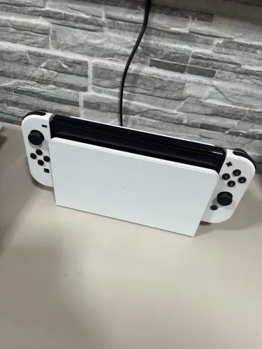 Nintendo Switch Oled 64GB