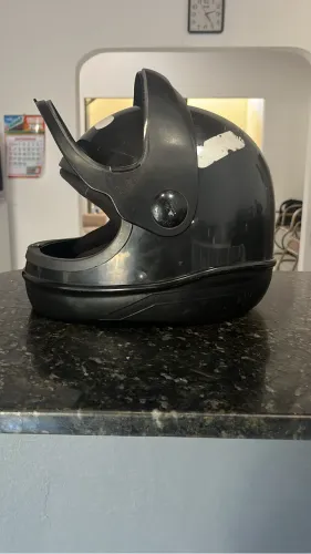 CAPACETE GOW QUEBRA GALHO