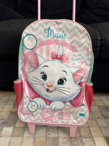 Mochila de rodinhas da Marie