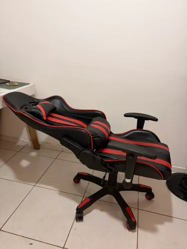 Cadeira gamer usada