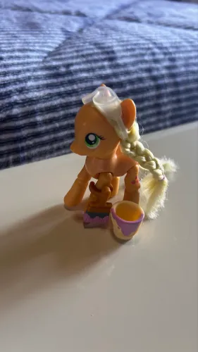 Brinquedo my little pony Apple jack 