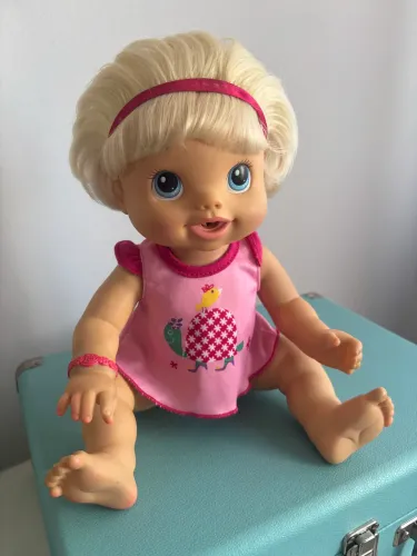 boneca baby alive wets n wiggles rara loira funcionando